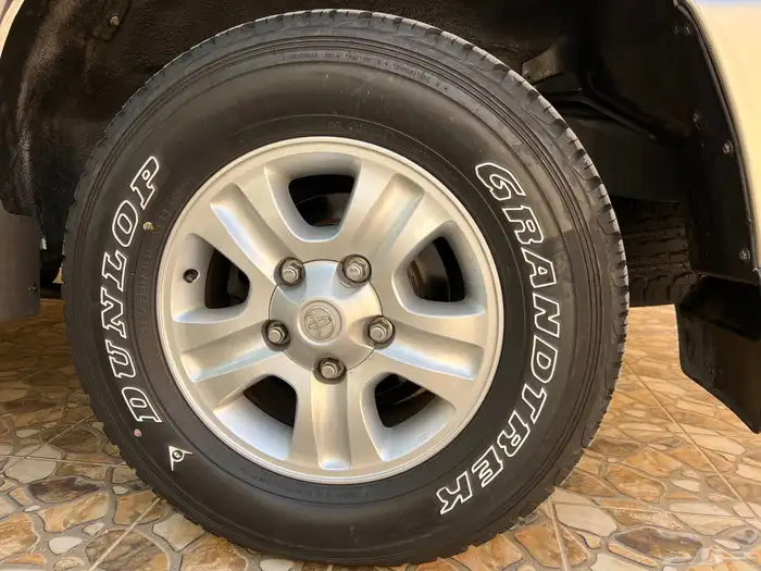 في اكس ار المديل 2004 مخزن بريمي فل كامل خلفيه لكزس 15