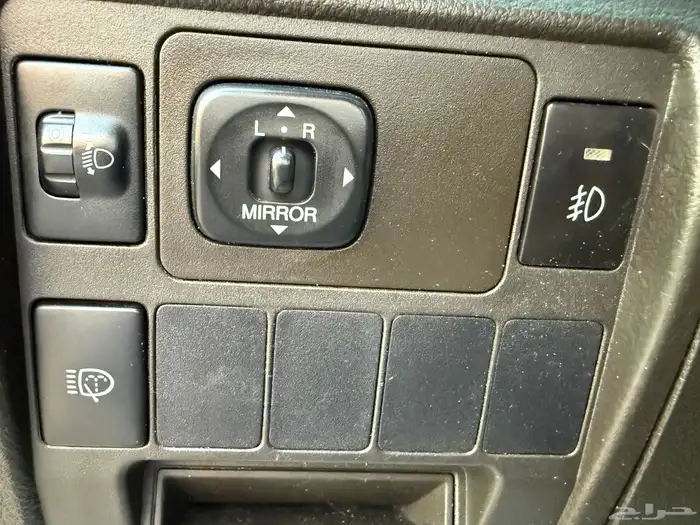 تويوتا لاندكروزر GXR 2009 فل كامل V8 سعودي 15