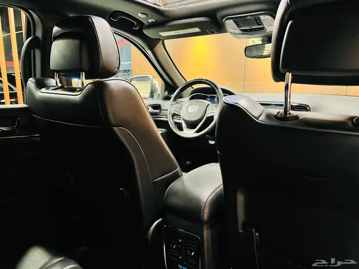 جراند شيروكي 2020 اوفر لاند فل كامل V6 ( بحاله ممتازه) 9