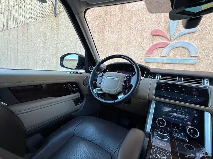 لاند روفر رنج روفر VOGUE 2020 38