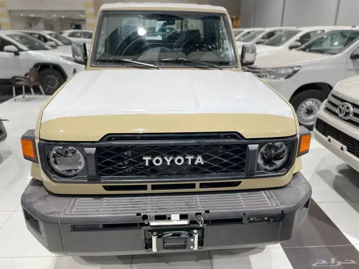 تويوتا شاص سلق بريمي قير اتوماتيك بنزين دفلك 2025 فل 0