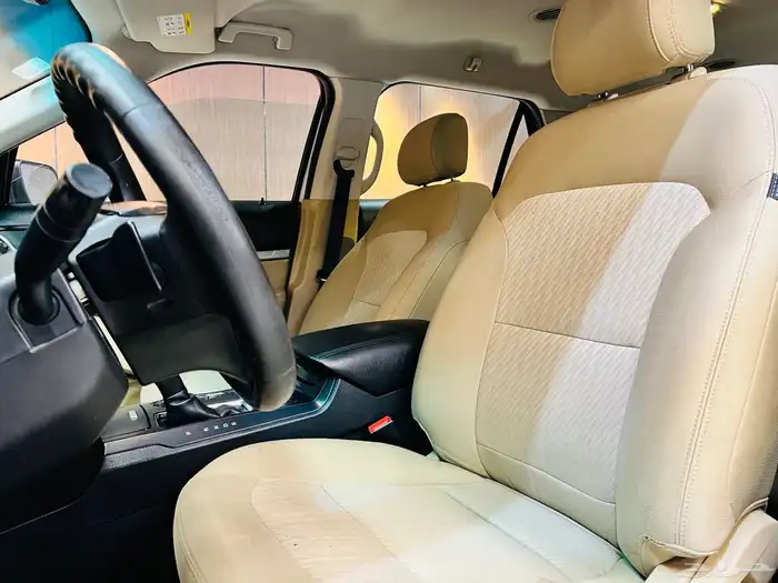 فورد اكسبلور 2016 سعودي ( بحاله ممتازه) 8