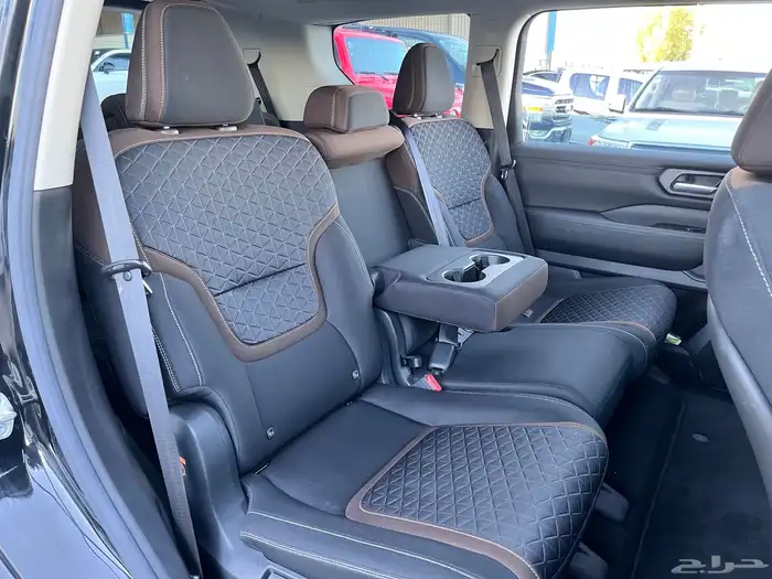 نيسان باترول XE موديل 2025 14