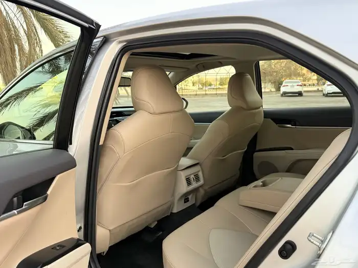 كامري قراندي موديل 2020 V6 عداد 41 الف 29