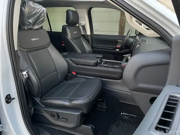 فورد اكسبديشن بلاتينيوم 2025 قمه بالنظافه بحال الوكاله 22