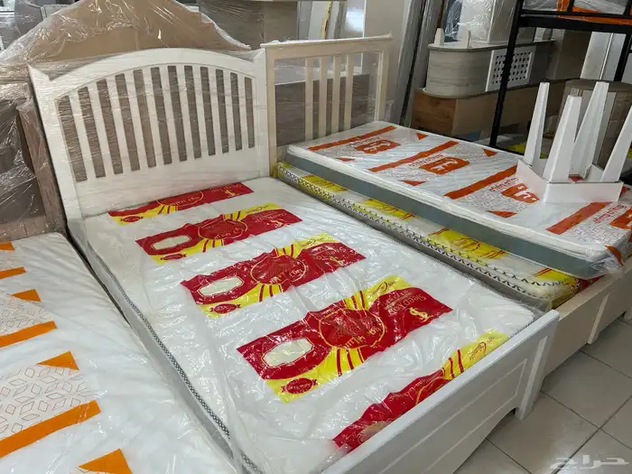 سرير نفر ونفر نص تبي غرفه ولا بدون موجد 1