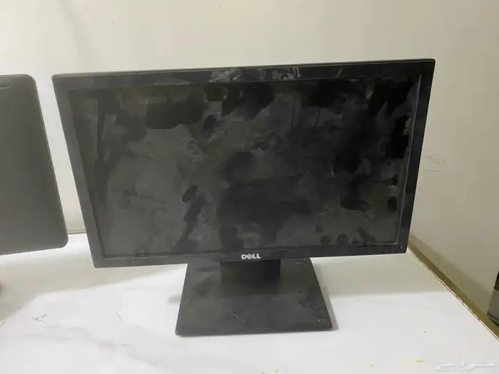 شاشة كمبيوتر. ( DELL ). و كيبوردات )) اسود (( ابيض .. 2