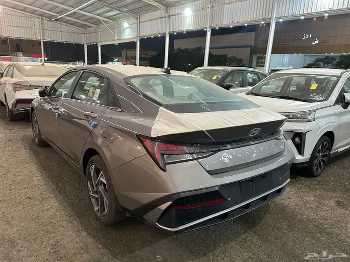 هيواندي إلنترا مكينه 2.0 كمفورت الإصدار الجديد 2026 1