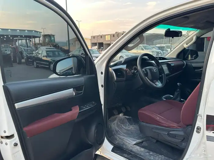 هايلوكس 2022 ديزل قير عادي 13