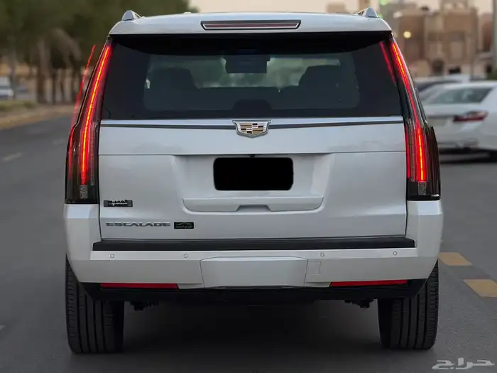 اسكاليد 2016 طويل ممشى قليل 6