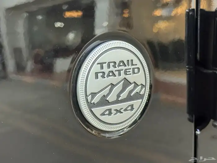 جيب رانجلر صحارى موديل 2023 ( بحالة ممتازة ) 10