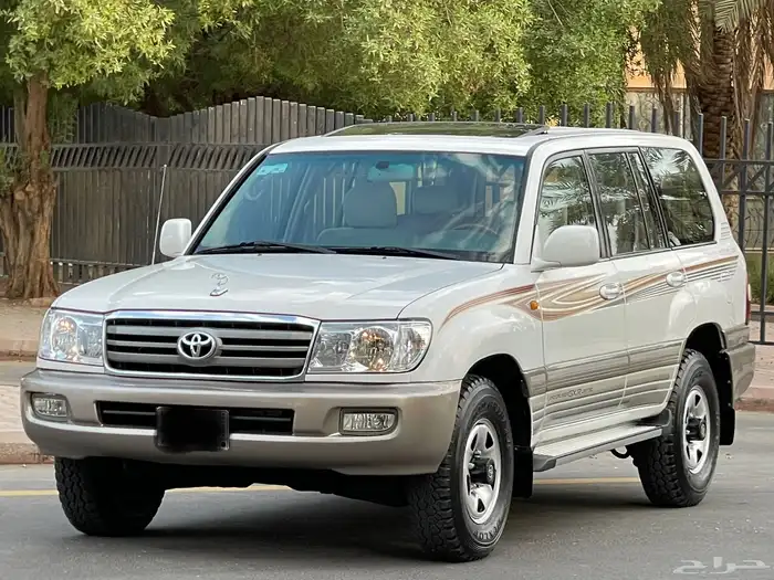 تويوتا لاندكروزر 2007 GXR 2