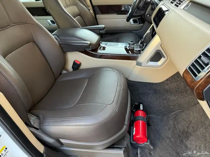 لاند روفر رنج روفر VOGUE 2020 51