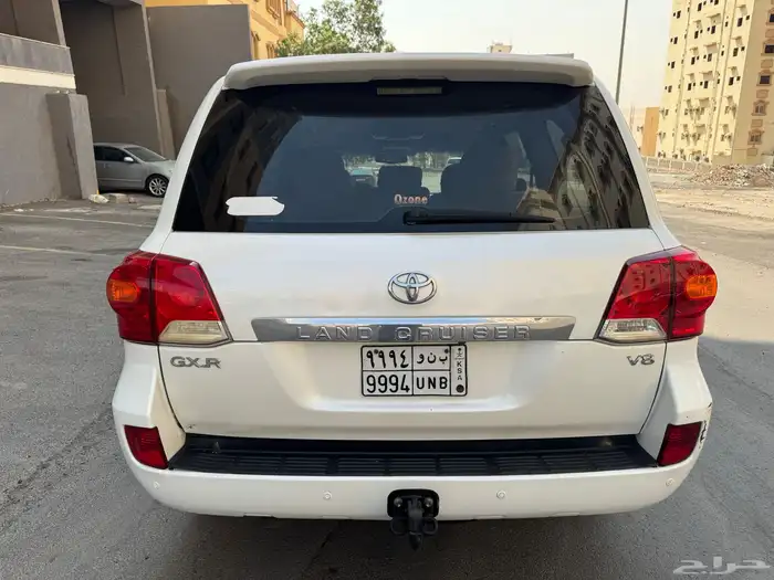 لاندكروزر 2012 GXR3 فل كامل الحد 6