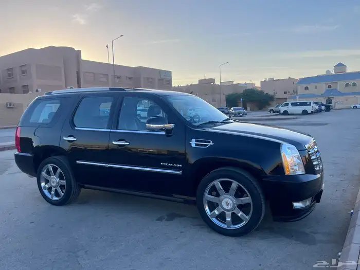 اسكاليد مديل 2012 ماشي 570 30