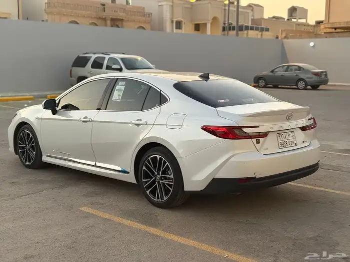 كامري (( LE هايبرد فل كامل )) مالك اول 4