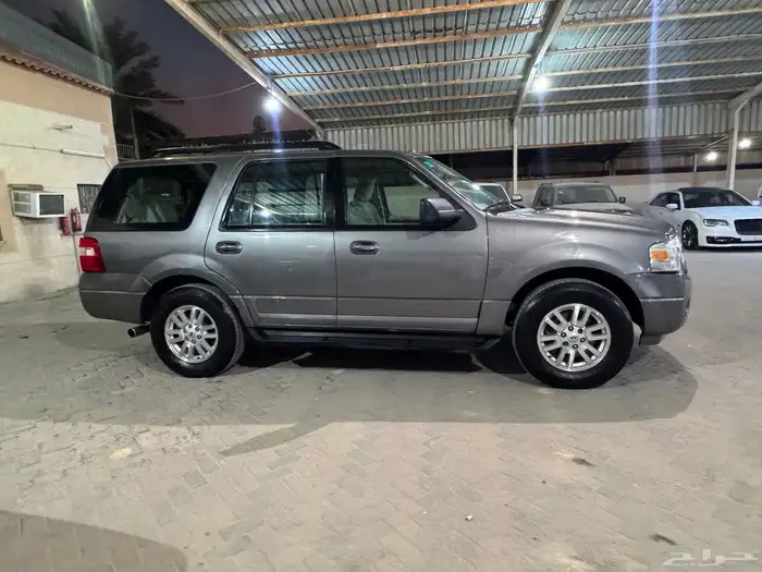 فورد اكسبيدشن 2013 بدون دبل ممشى قليل 4