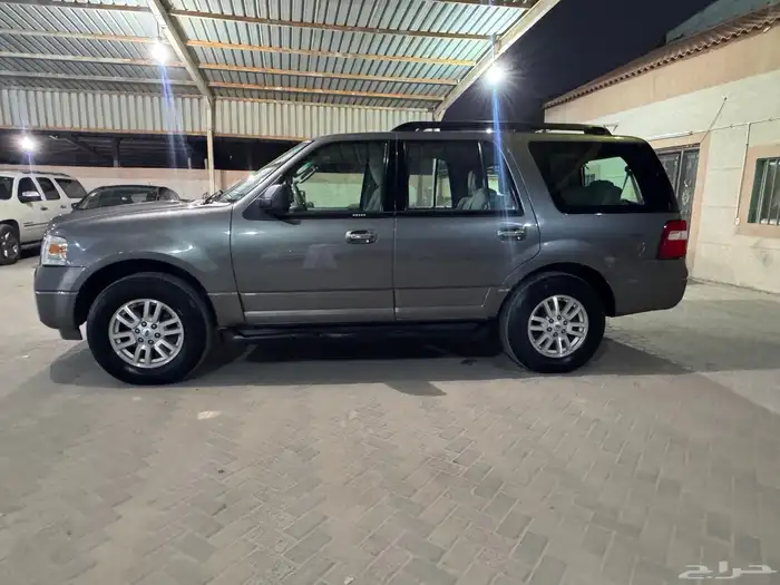 فورد اكسبيدشن 2013 بدون دبل ممشى قليل 0