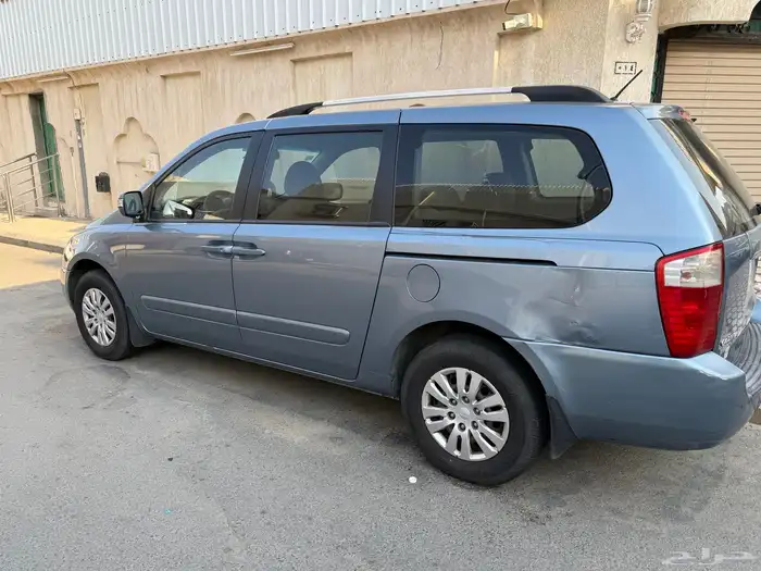 كيا كرنفال مديل 2012 4