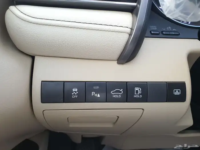 تويوتا كامري 2022 GLE فل هايبرد سعودي 15