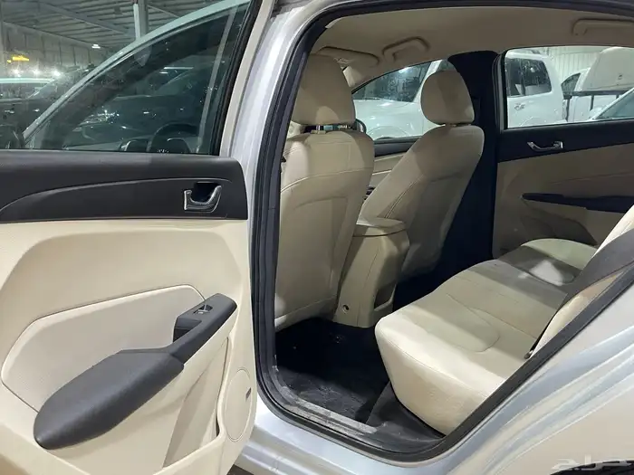 شيري اريزو5موديل 2023 8