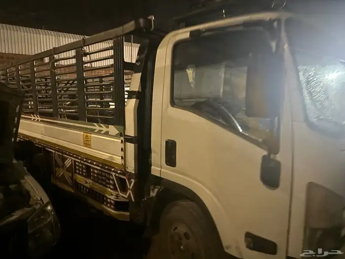 تشليح ديناء ايسوزو غماره شد بلدقطع غيار فقط 4