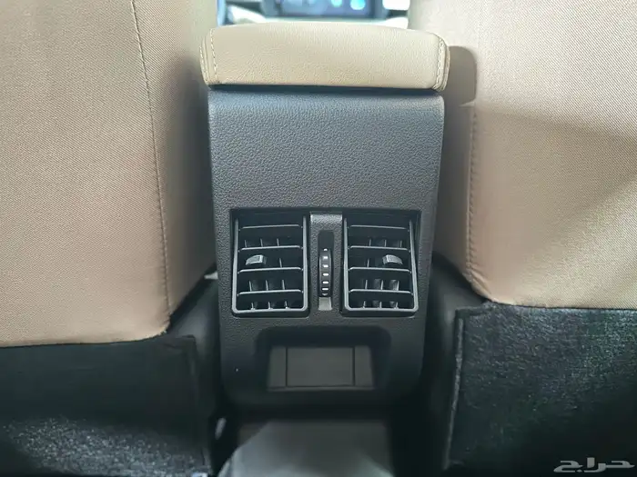 تويوتا يارس- 2026 -فئه Y PLUS 8