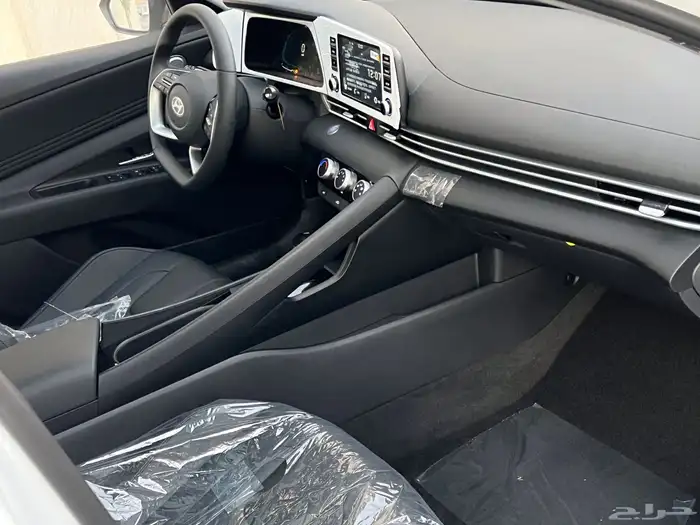 النترا 2025 كمفورت ابيض ( اصفار) 13