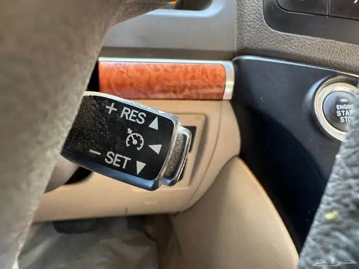 لاندكروزر 2012 GXR3 فل كامل الحد 14