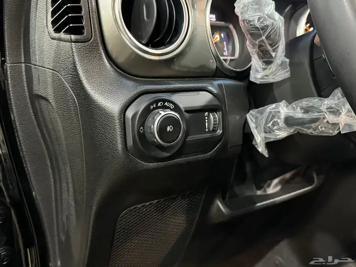 جيب رانجلر صحارى موديل 2023 ( بحالة ممتازة ) 13