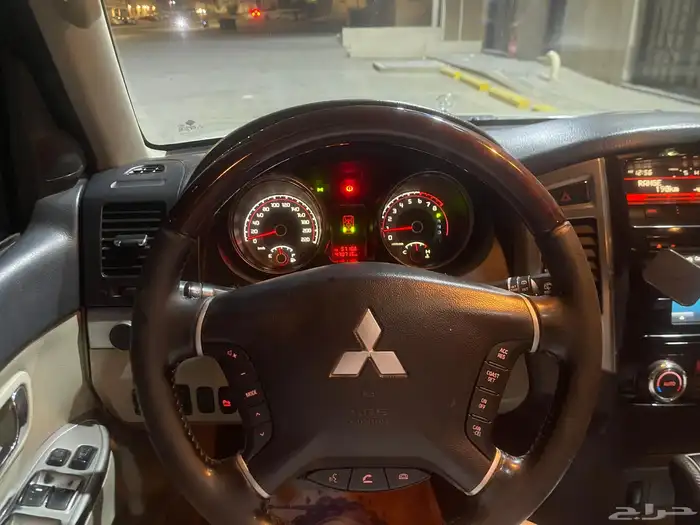 باجيروا ميتسوبيشي 2016 للبيع 17