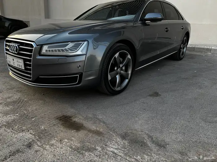 اودي A8 2015 V6 عليها لوحه مميزه 0