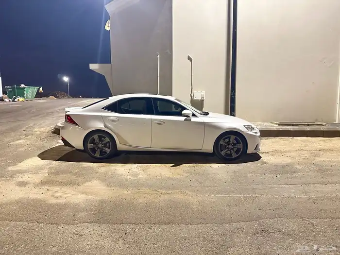 لكزس ارنوب للبدل او البيع 0