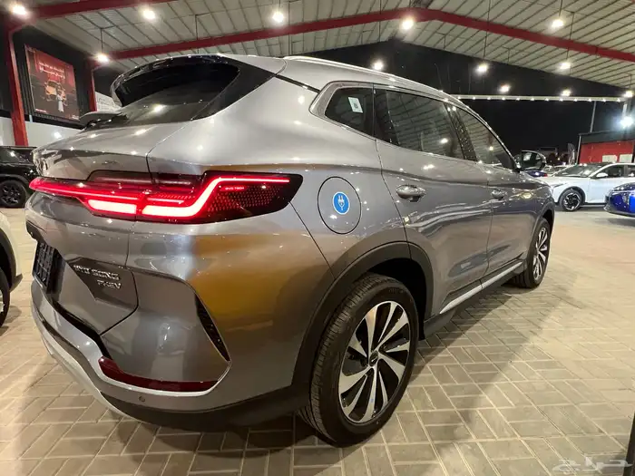 بى واى دى سونج 2026 ديزاين دفع رباعى 4