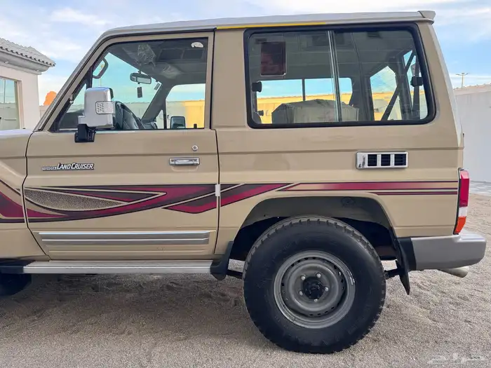 جيب ربع ( نظيف ) 18