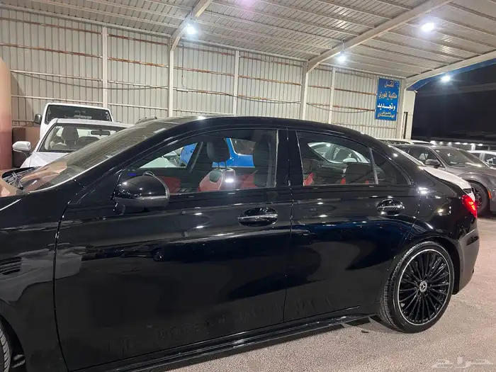 مرسيدس A200 موديل 2024 عداد 52 الف AMG 5