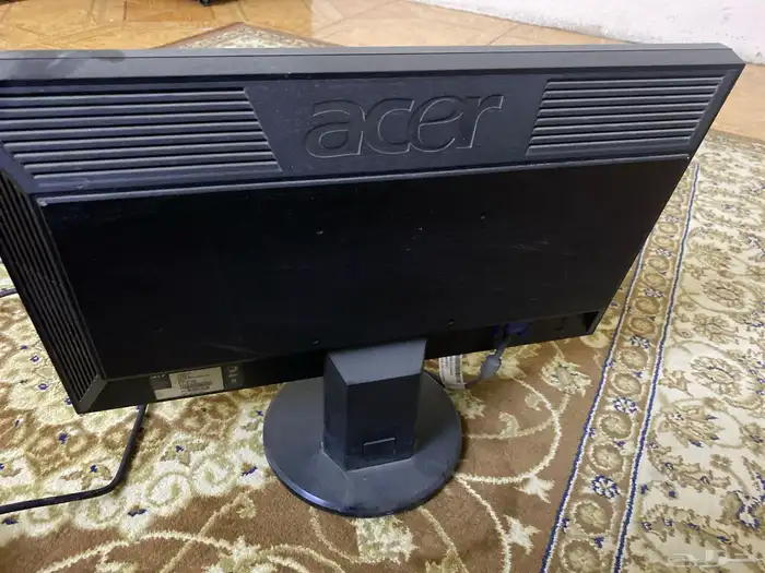 شاشة كمبيوتر 1