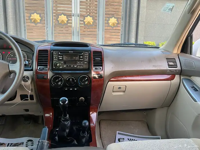 تويوتا برادو 2009 (أربعه سلندر ) بدي وكاله نظيف جدا 32