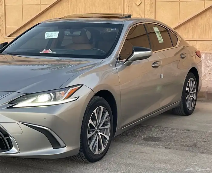 لكزس ES250 2024 4