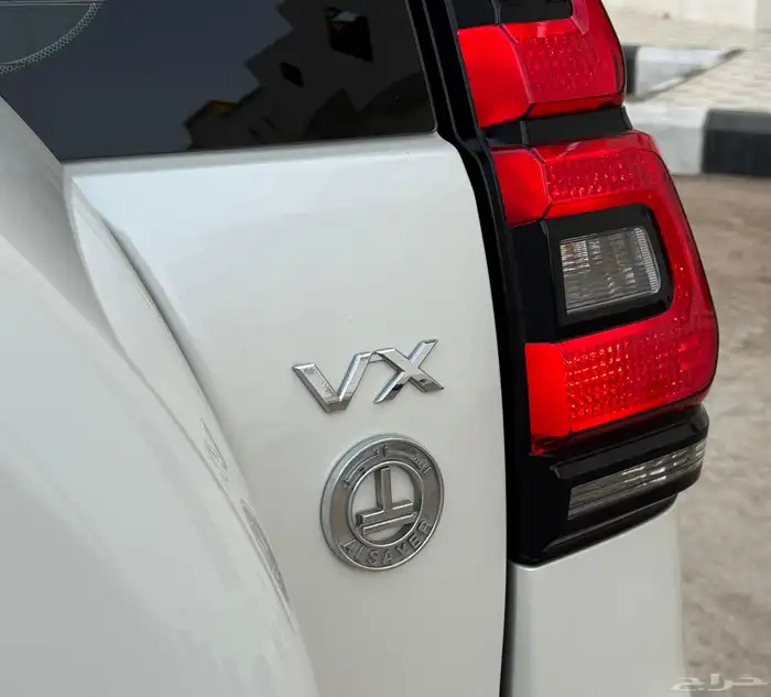 تويوتا برادو 2020 فل كامل VX 10