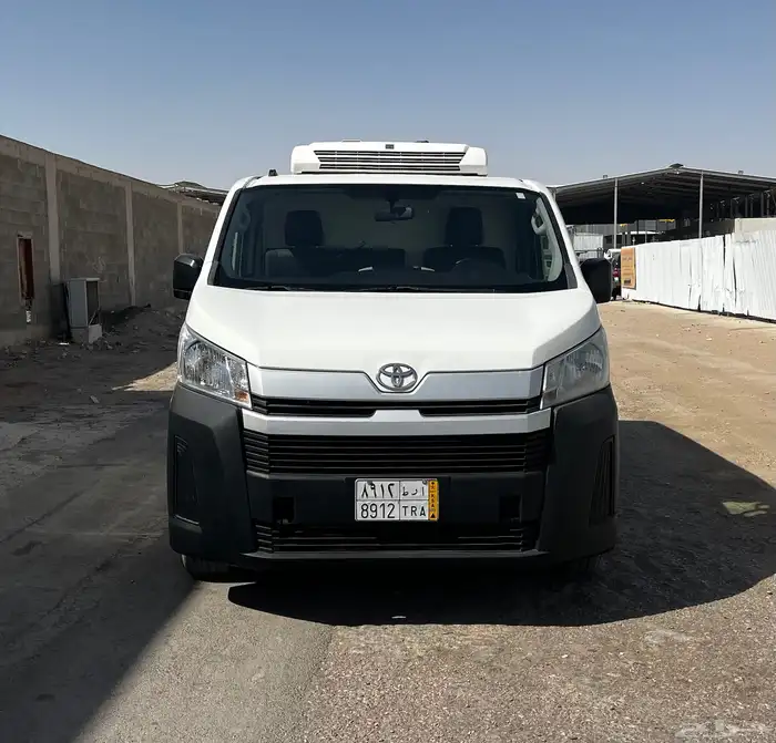 تويوتا باص هايس ثلاجة موديل 2022 0