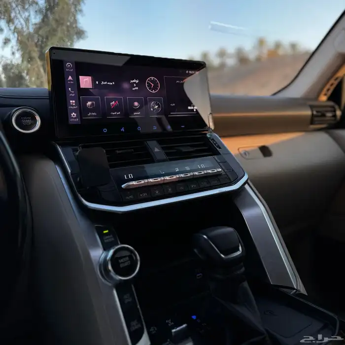 للبيع لاند كروزر 2022 رقم 3 نظيف . 17