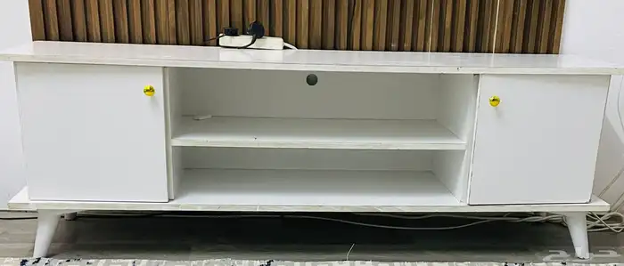 طاولة تلفزيون 0