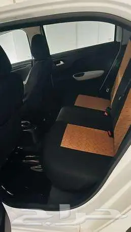 بيجو 301 موديل 2021 ماشي 101400 8