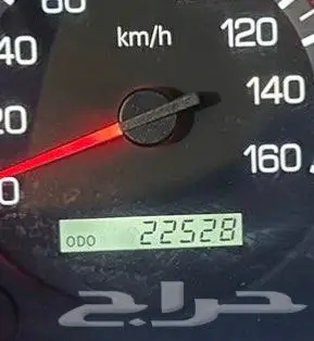 للبيع باص روزا 2013 ديزل مخزن 14