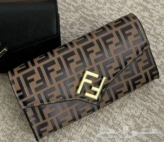 شنطة فندي ماستر كواليتي غير مستعمله ابدا 0