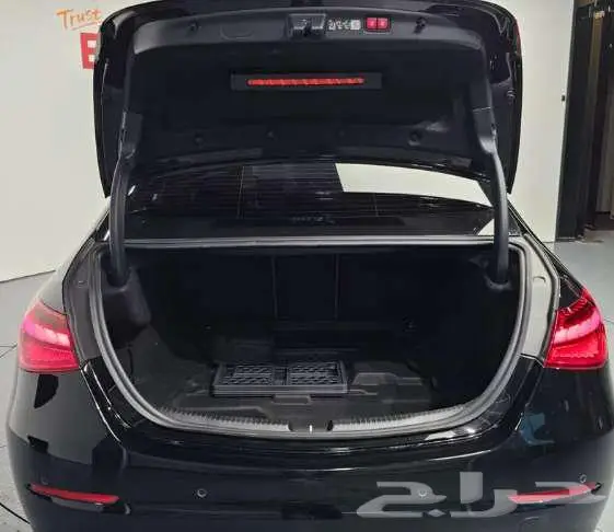 مرسيدس C 300 2024 معرض الميموني للاستيراد من كوريا 15