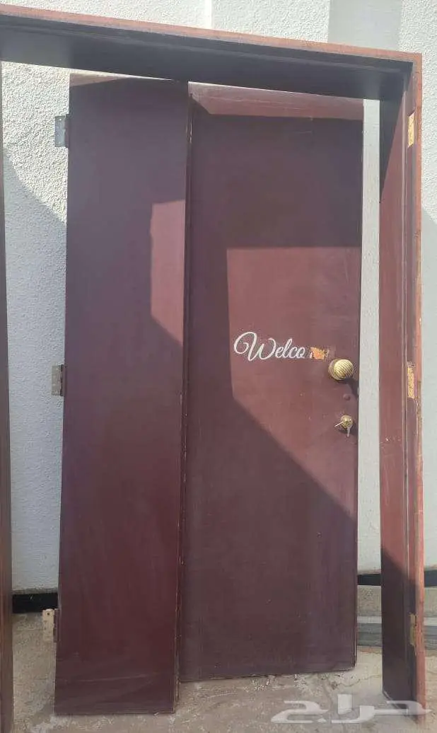 باب خشب تصميم تركي   باب خشب  شباك حمام المنيوم 1