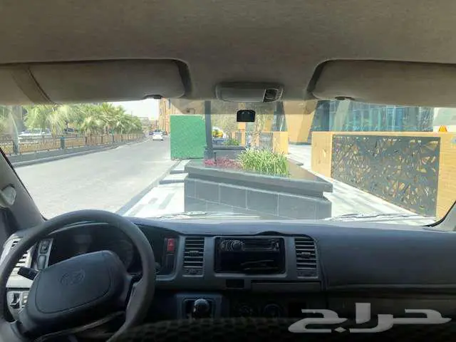 للبيع باص تويوتا نظيف 2009 5