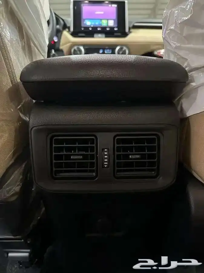تويوتا راف فور LE بنزين ستاندر دفع رباعي 2025 كاش او بنك 11